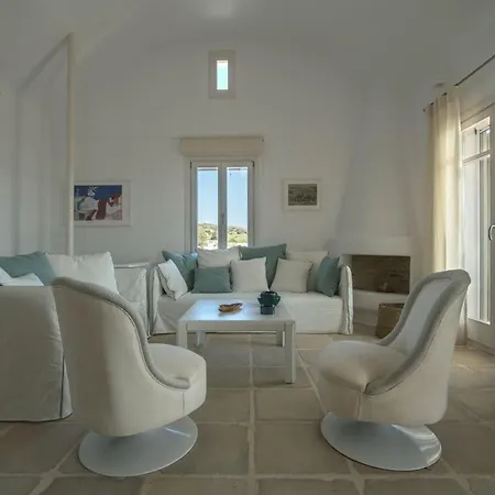 Akaste Glisidia Villa